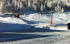 CHALET GRINCH 90m2, 3 Sdb, skis aux pieds, wifi